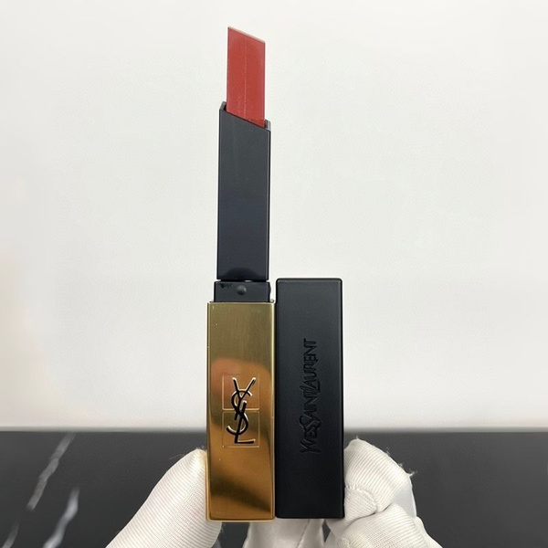 Yves Saint Laurent Губная помада - купить с доставкой по выгодным ценам ...
