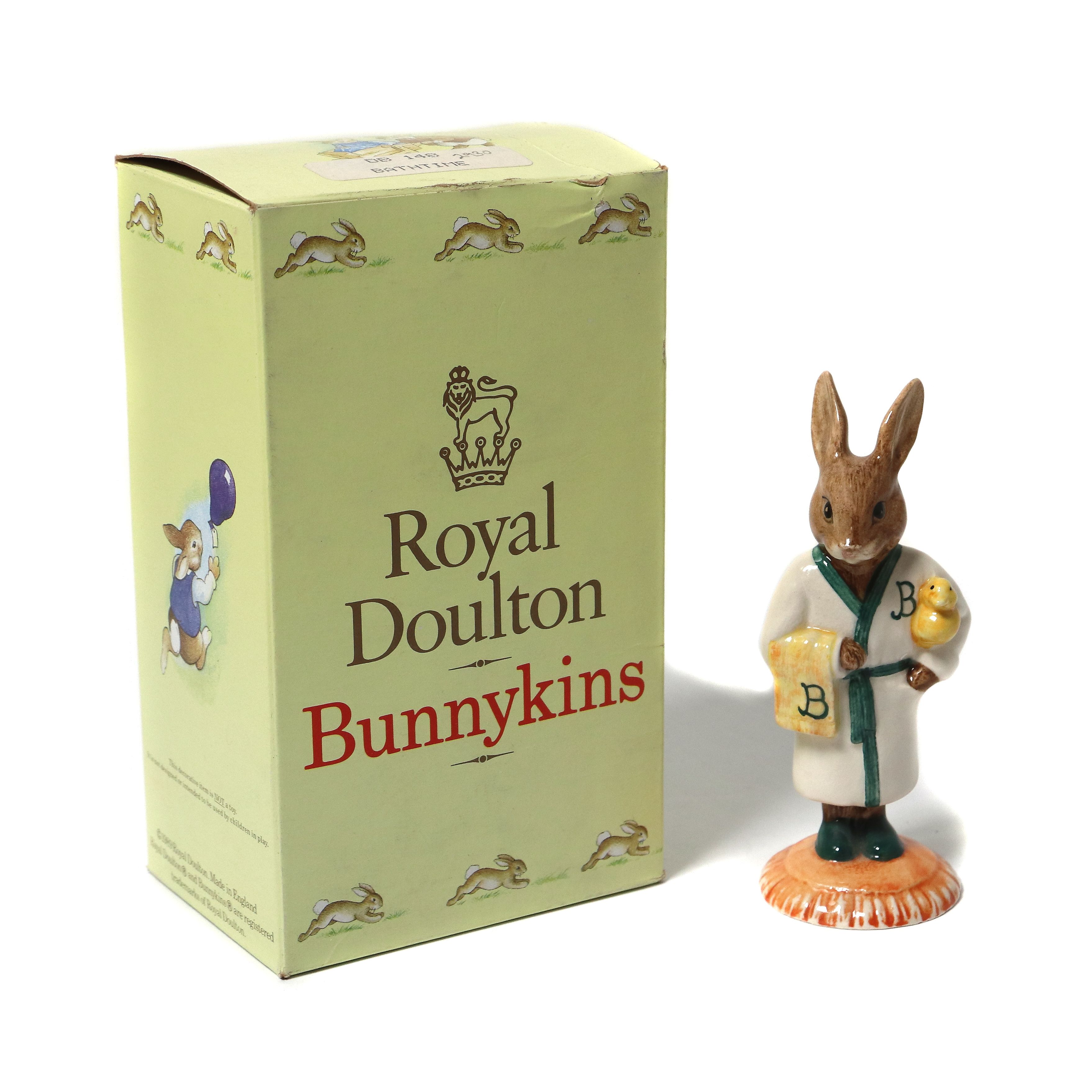 Фарфоровая фигура "Время купания" (Кролик в банном халате). Англия, Royal Doulton, 1994 год.