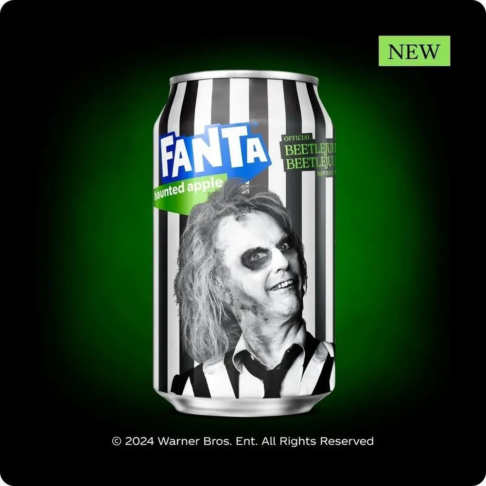 Газированный напиток Fanta Haunted Apple Beetlejuice яблоко 355 мл х 12 шт, США