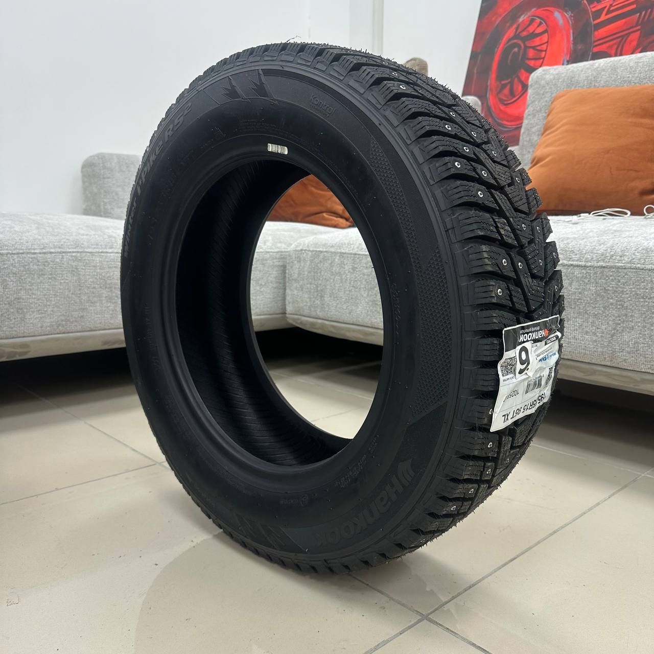 Hankook RS2 W429 TL Шины  зимние 195/65  R15 95T Шипованные