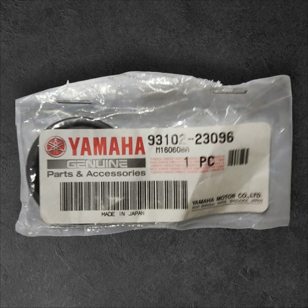 Сальник коленвала Yamaha 20C,40H,40V,50D,50H 93102-23096 Оригинал Japan ...