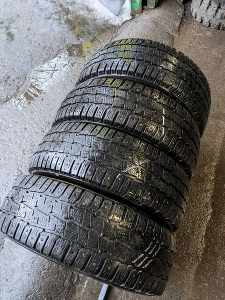 MICHELIN Agilis X-Ice North 4 шт. 1b42b11e Шины с пробегом зимние 215/ ...