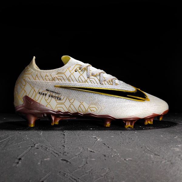 White nike rugby boots hotsell