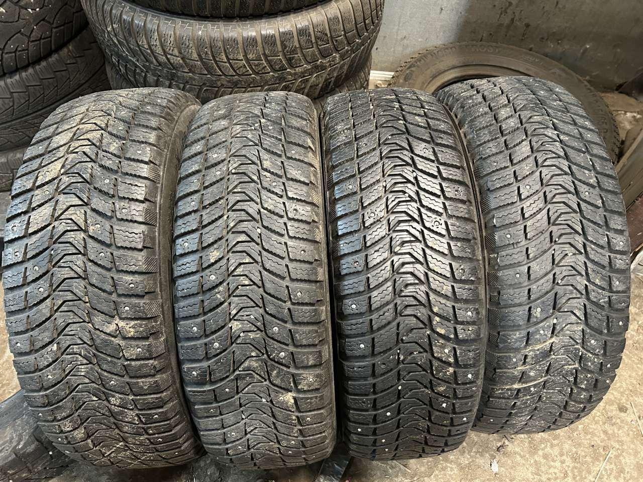 MICHELINX-IceNorth34шт.349fe4fbШиныспробегомзимние205/60R1696TШипованные