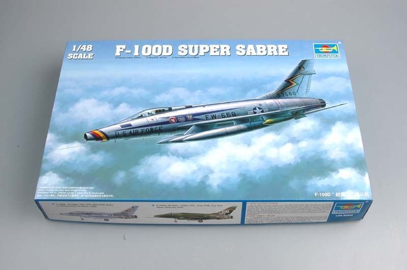 Trumpeter1/4802839F-100DСуперСабляСамолеты