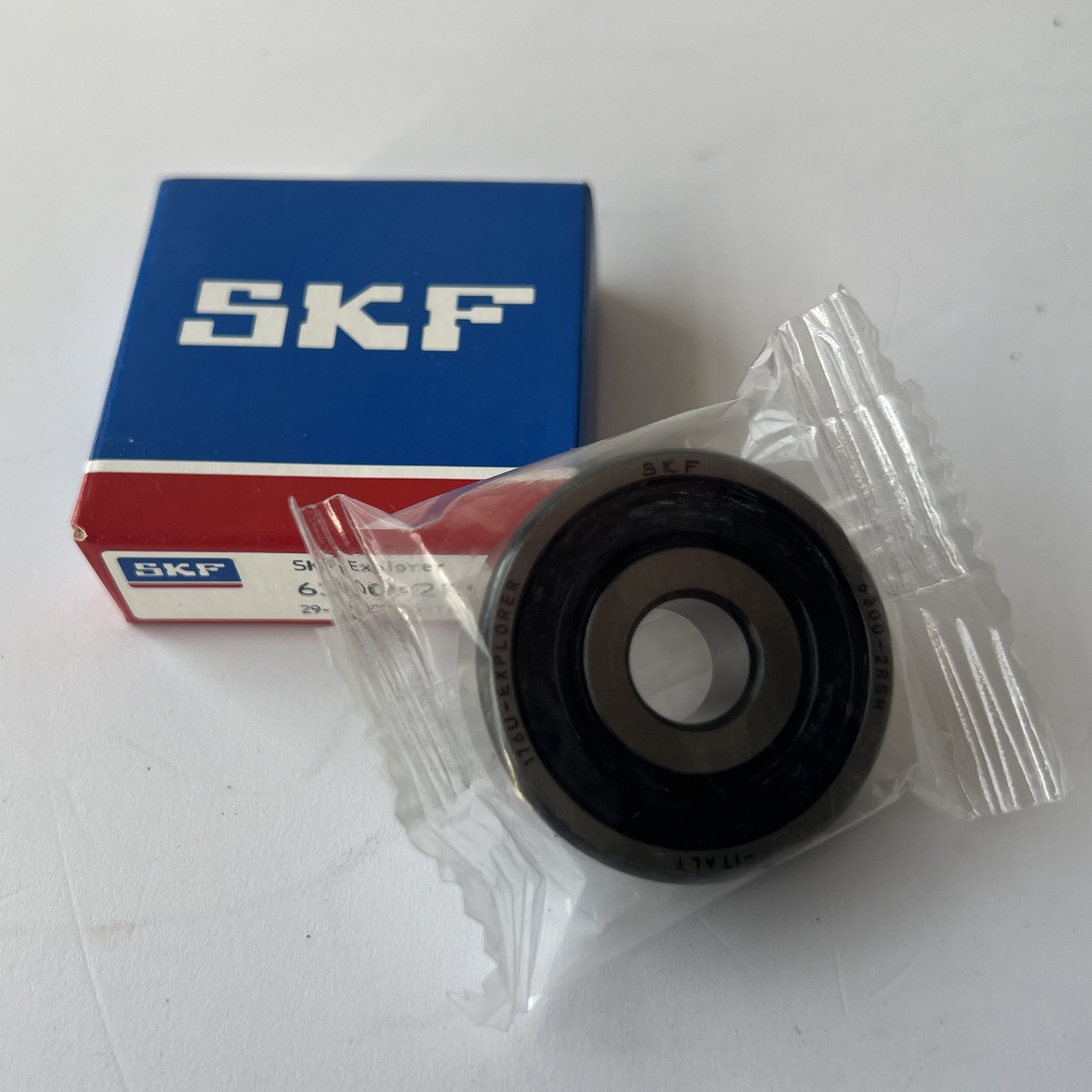 Подшипник63002RSH(SKF)