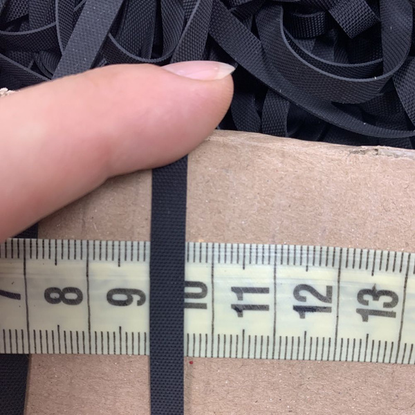 Латексная резинка 5.5мм 10м, рифленая, чёрная, для купальников ...