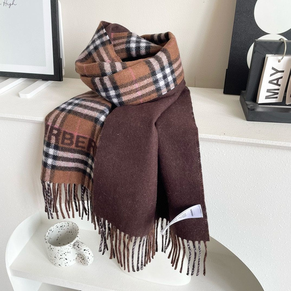 Шарф Burberry - купить с доставкой по выгодным ценам в интернет ...