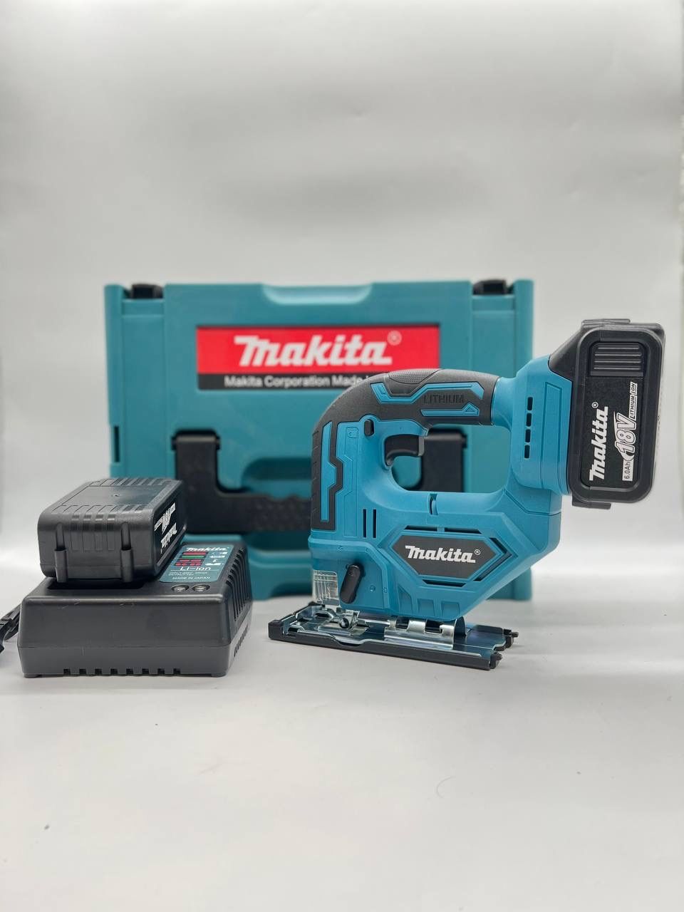 Лобзик Makita 18V аккумуляторный