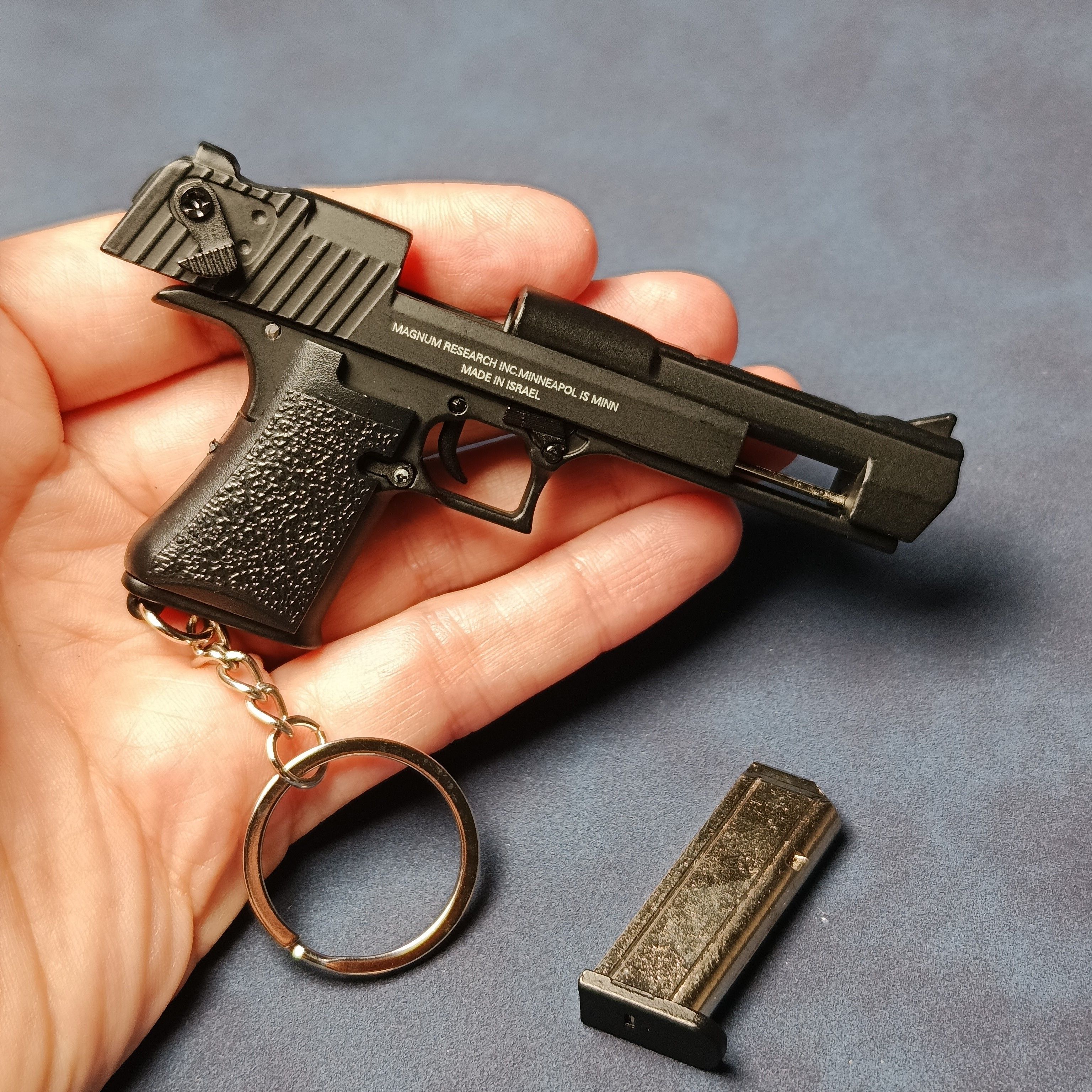 Пистолет Desert Eagle, сувенирное оружие