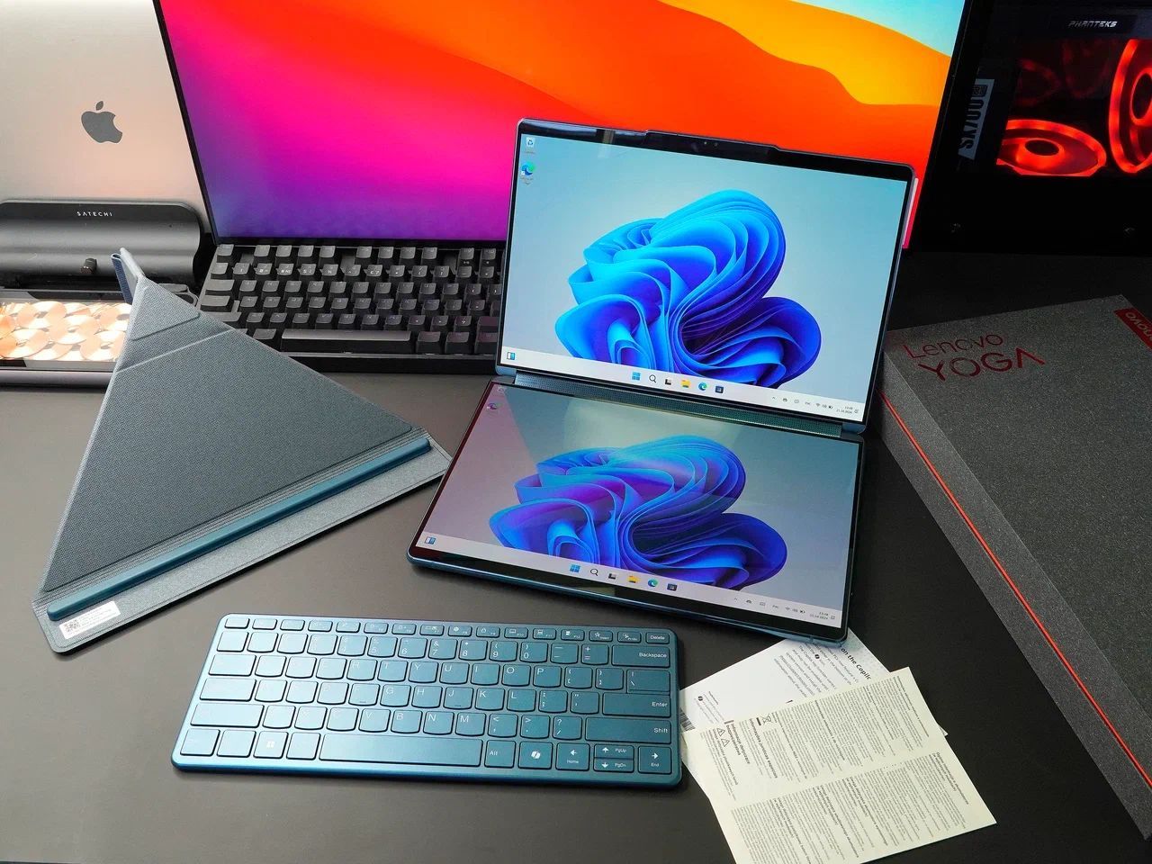 LenovoLenovoYogaBook9iНоутбук13.3",IntelCoreUltra7155U,RAM32ГБ,SSD,IntelIrisXeGraphics,WindowsPro,голубой,лазурный,Английскаяраскладка