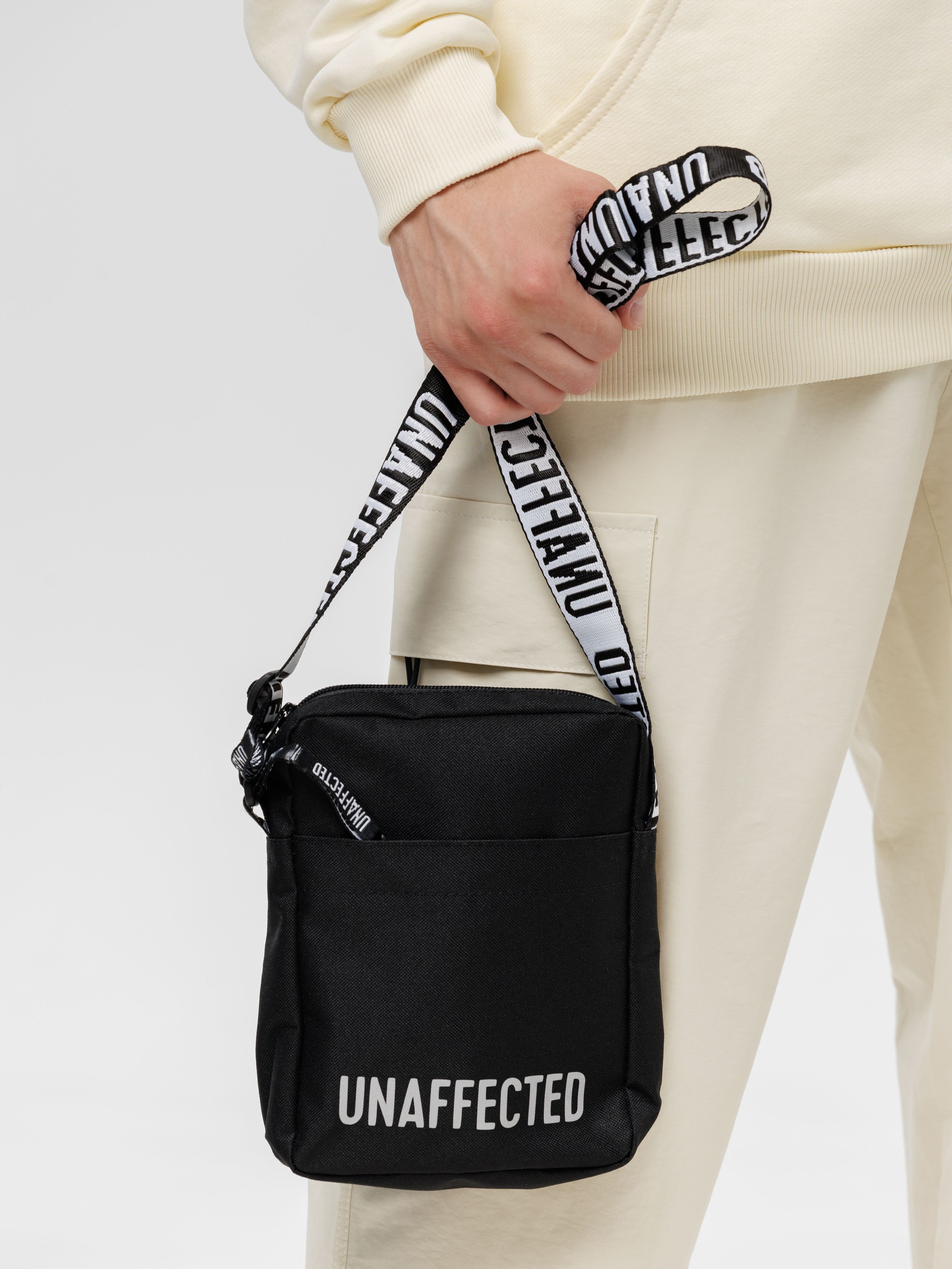 UNAFFECTED Сумка на...