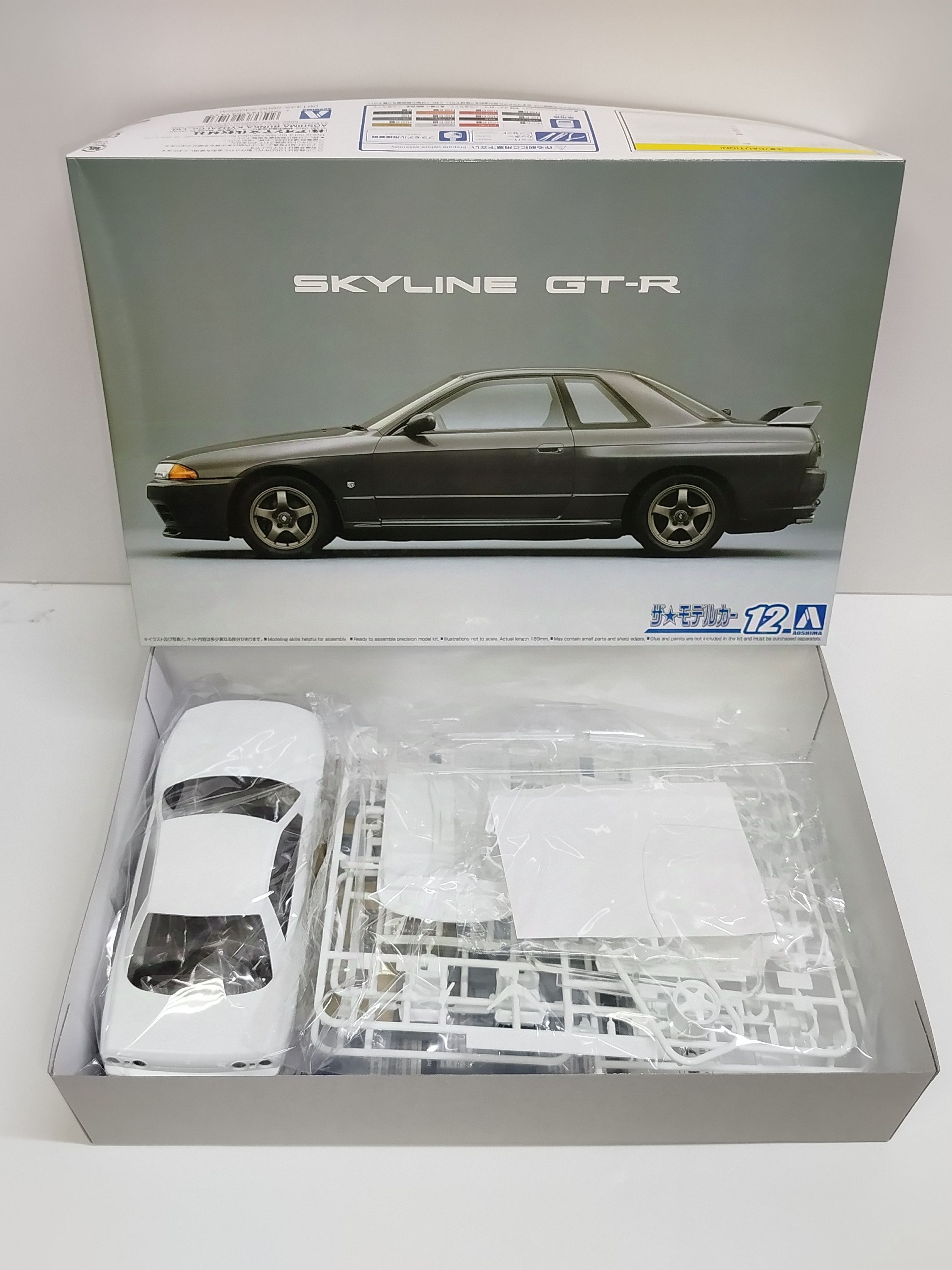 Сборная модель AOSHIMA 12s Nиssan Skyline GT-R BNR32 '89, 1/24