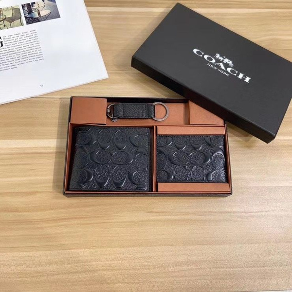 COACH Кошелек - купить с доставкой по выгодным ценам в интернет ...