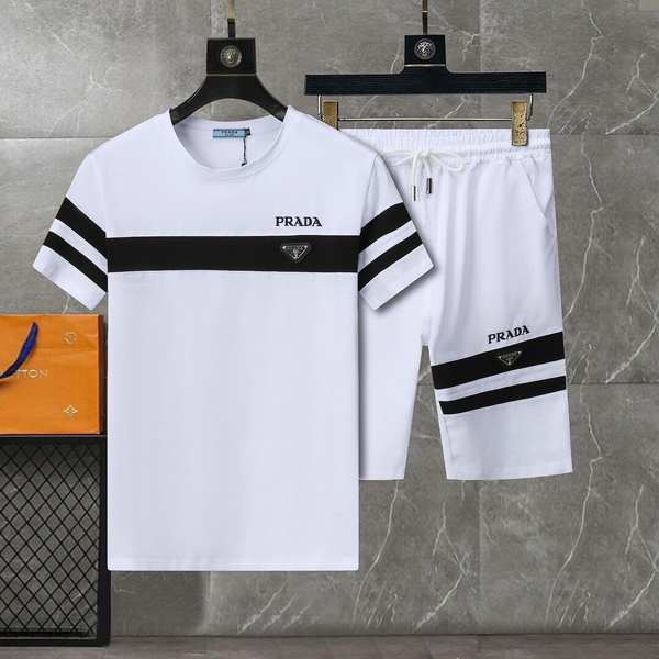 Костюм спортивный Prada - купить с доставкой по выгодным ценам в ...