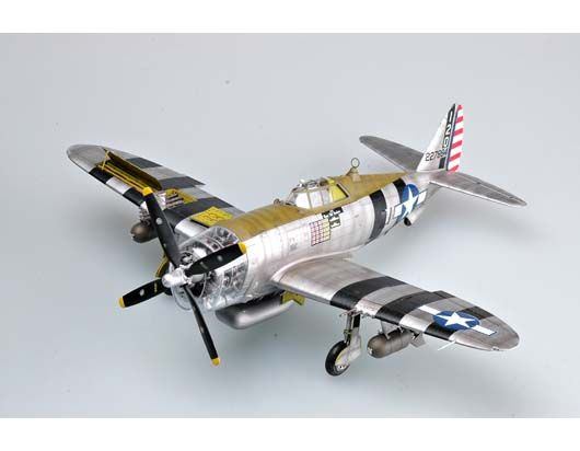 Trumpeter 02262 Republic P-47D THUNDERBOLT 'Razorback' - Grootste