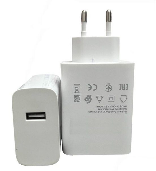 Сетевое зарядное устройство Realme с USB входом, 66 Вт, USB 2.0 Type-A ...