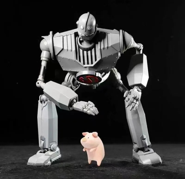 Стальной Гигант фигурка Iron Giant Эксклюзив купить на OZON по низкой ...