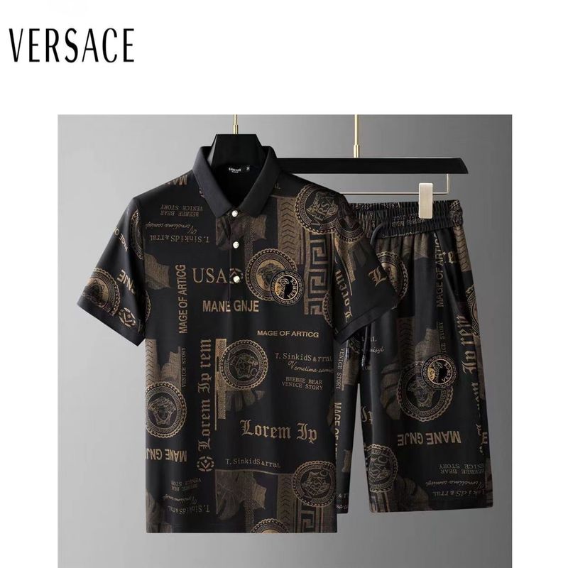 КомплектодеждыVersace