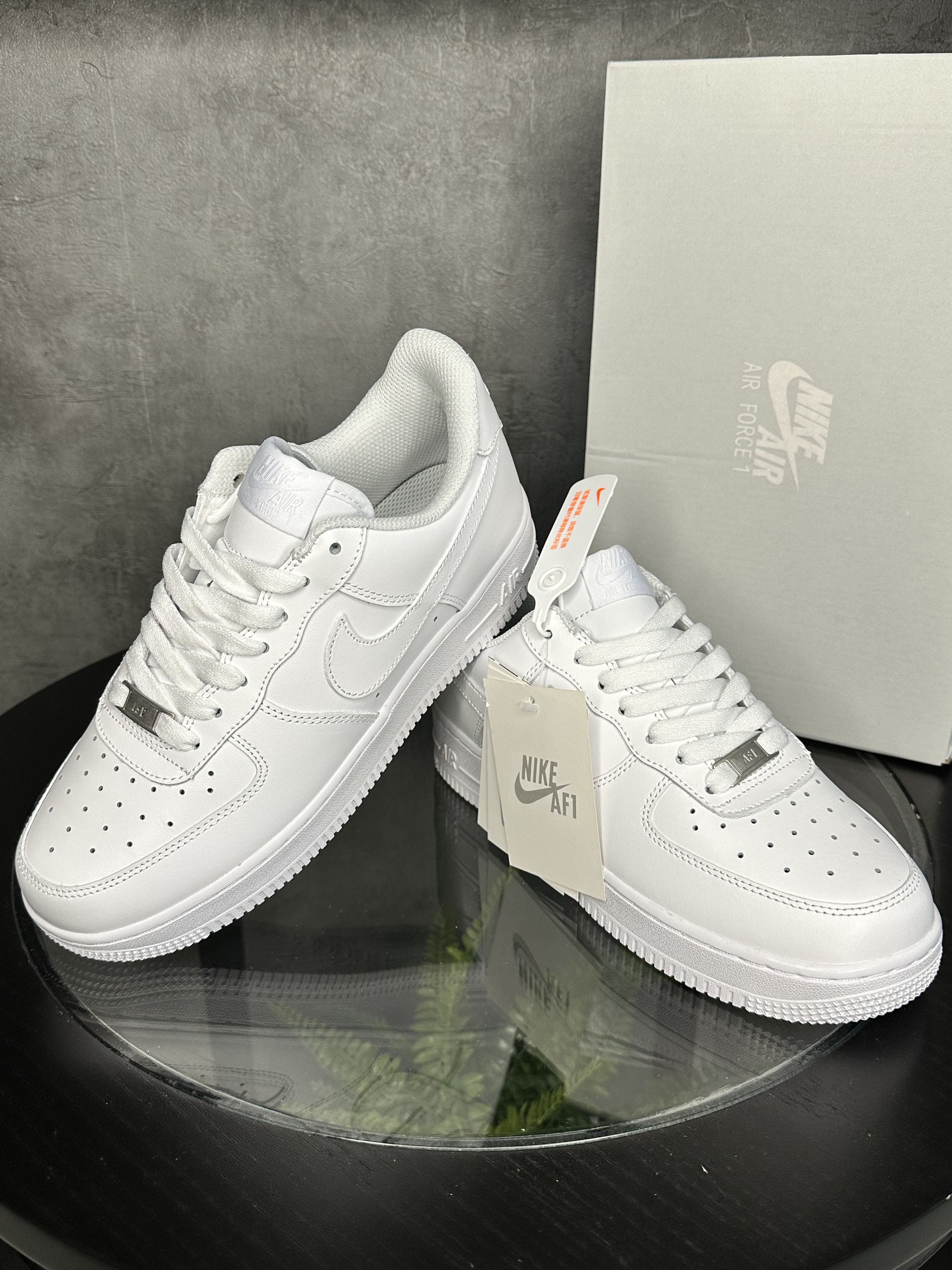 КроссовкиNikeAirForce1