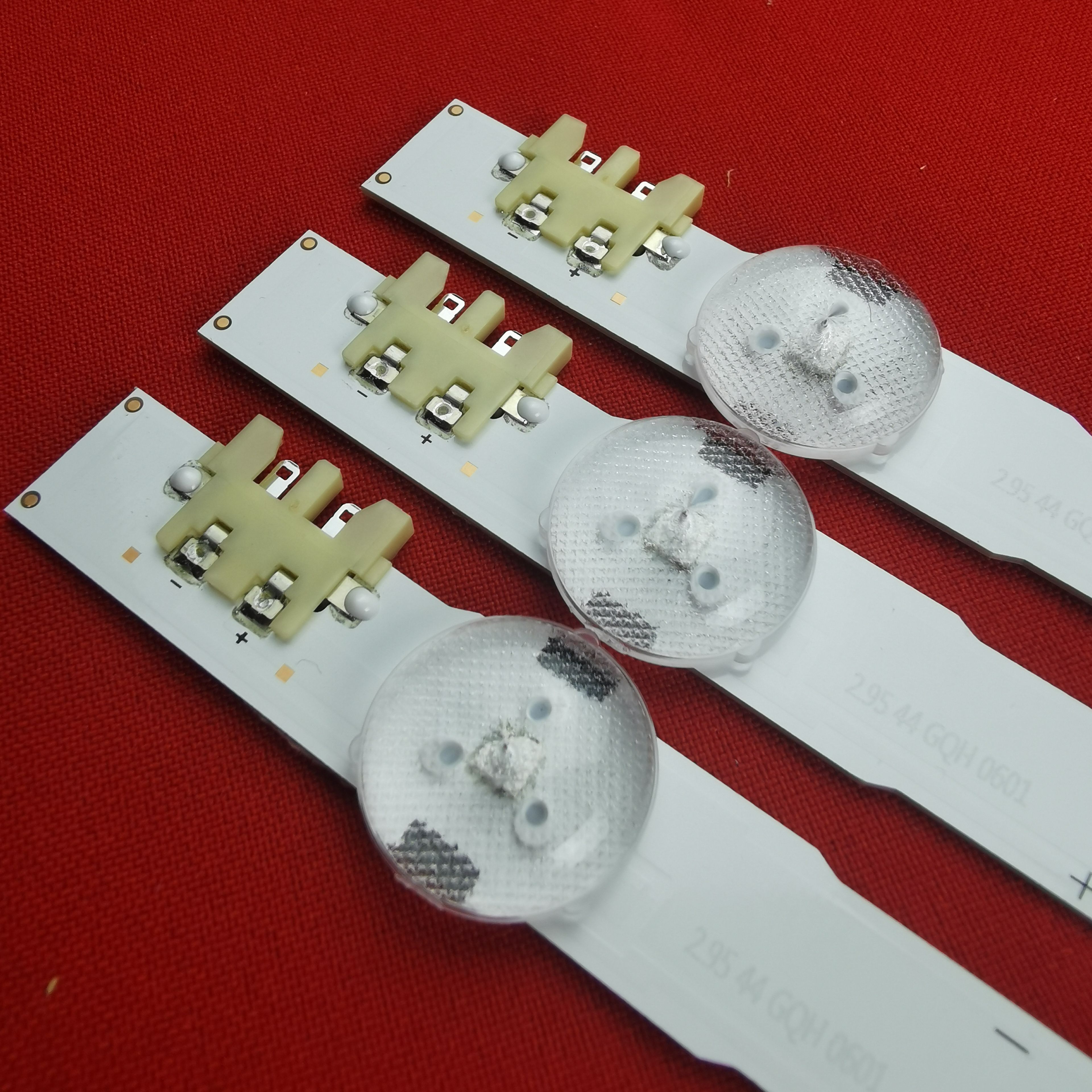 Подсветка для SAMSUNG UE32H4000AK UE32H4290AU UE32H4510AK UE32H4270AU UE32J4100AU UE32H4500AK; 2014SVS32HD; D4GE-320DC0-R2 D4GE-320DC0-R3