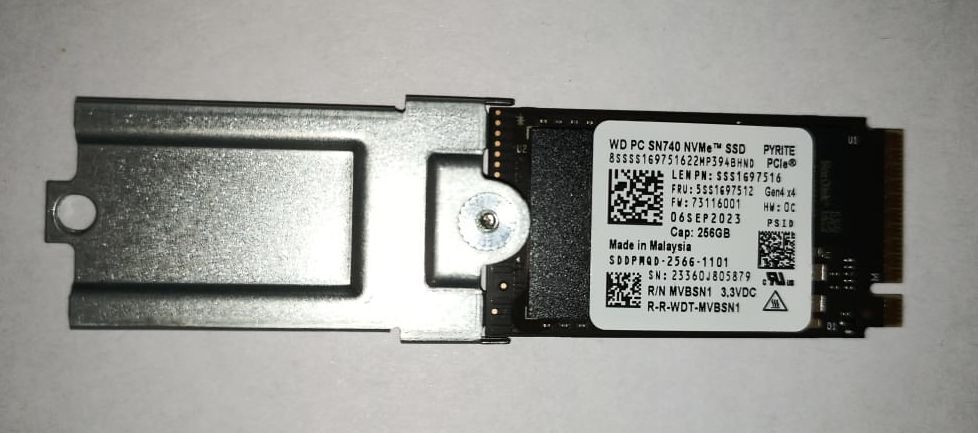 WesternDigital256ГБВнутреннийSSD-дискSDPMQD-256G-1101(SDPMQD-256G-1101)