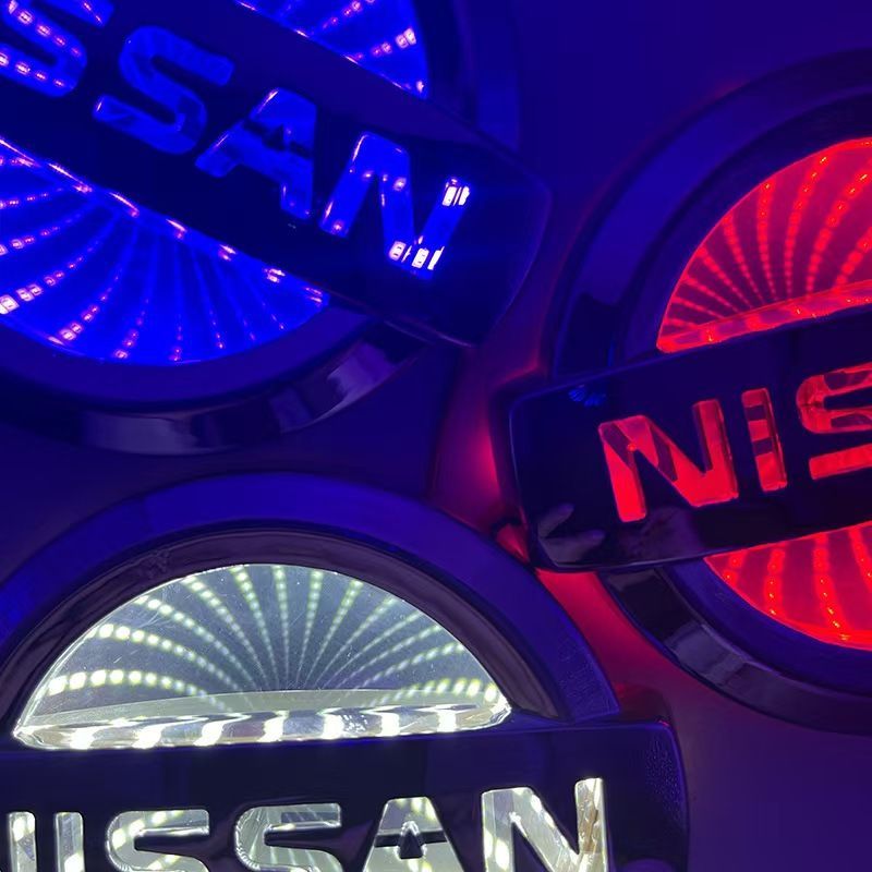 ЗначокNissanLED3D106*90mm