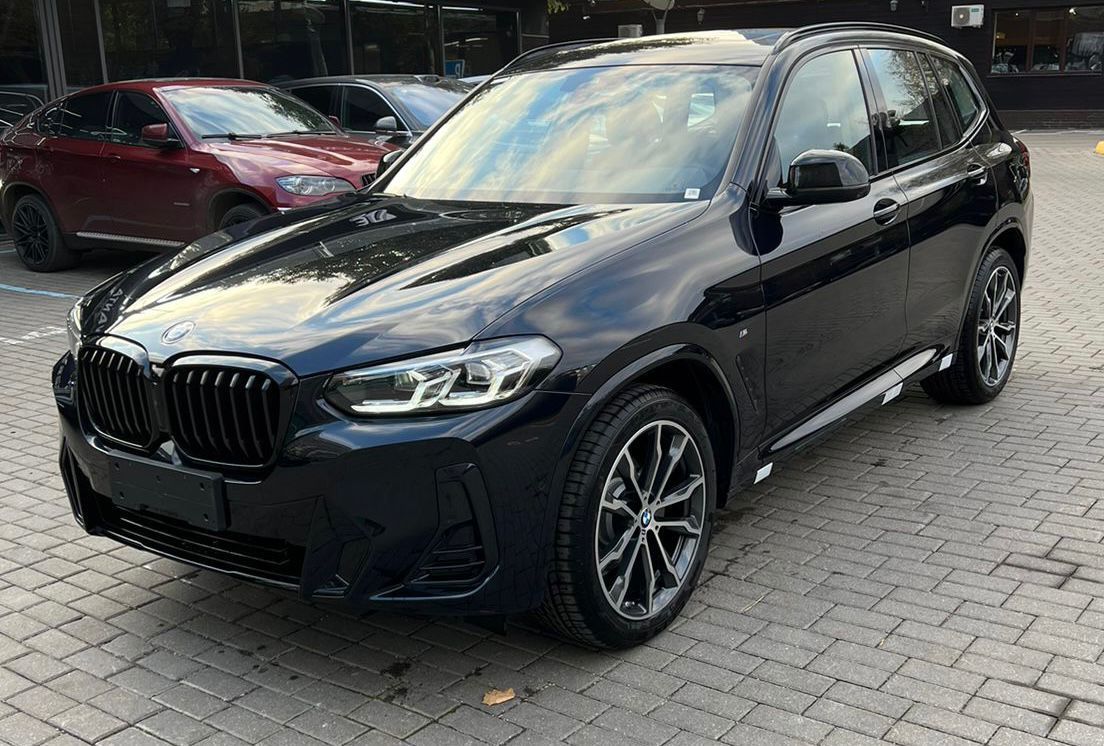 BMW X3 Автомобиль 2.0 л AT, Внедорожник 5 дв. черный