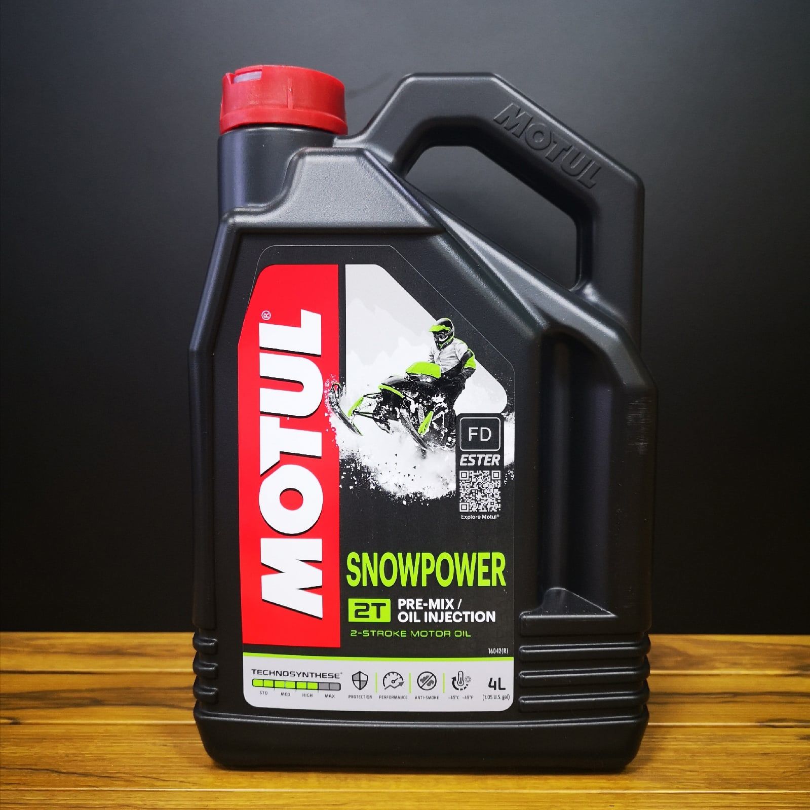 Motul scooter expert 2t. масло в 4х тактный двигатель motul. масло мотюль 2т для снегохода. мотюль 2т для снегохода. Motul snowpower 2t синтетика.