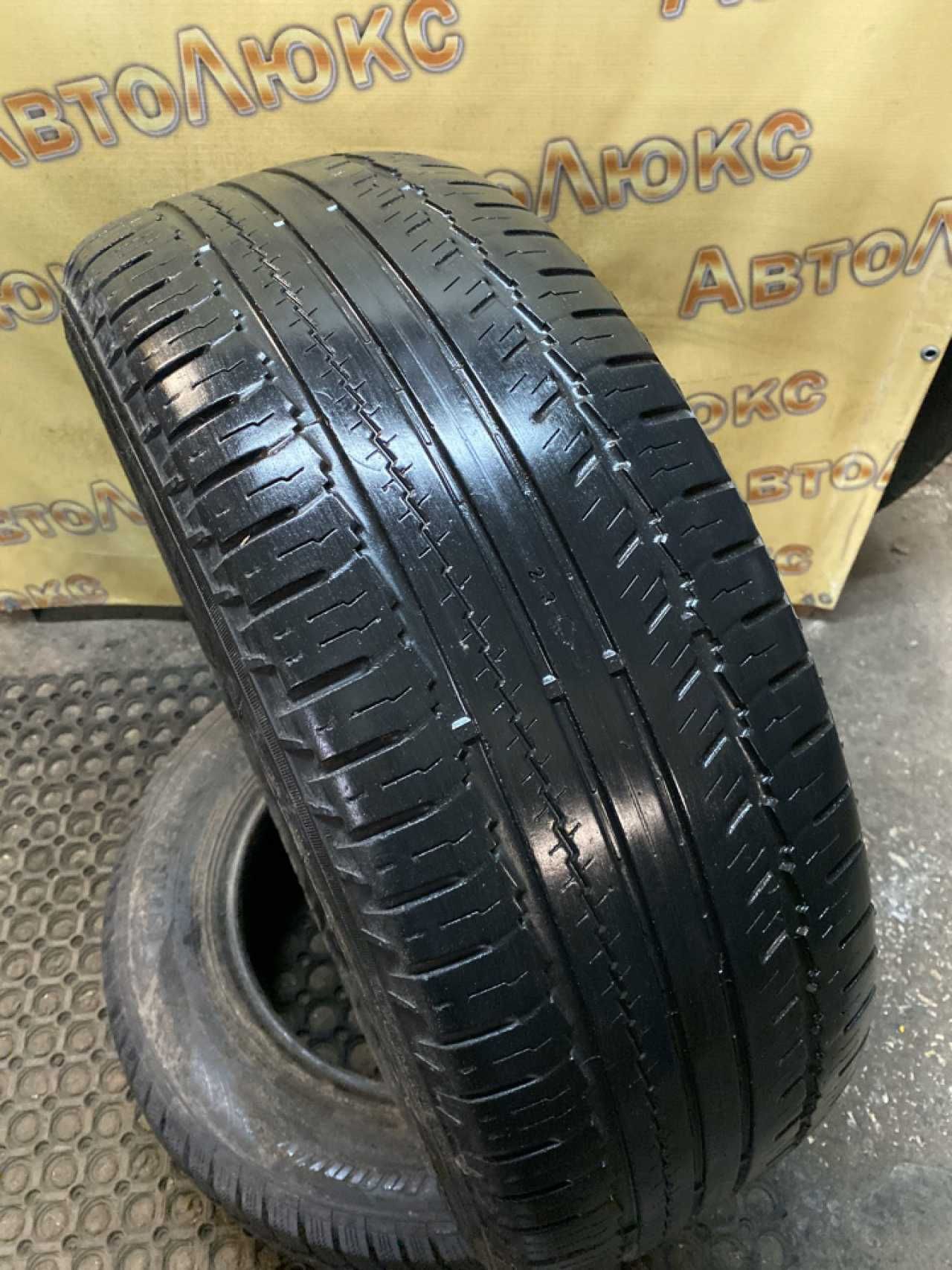 Купить Шины Nokian 235 65 R17