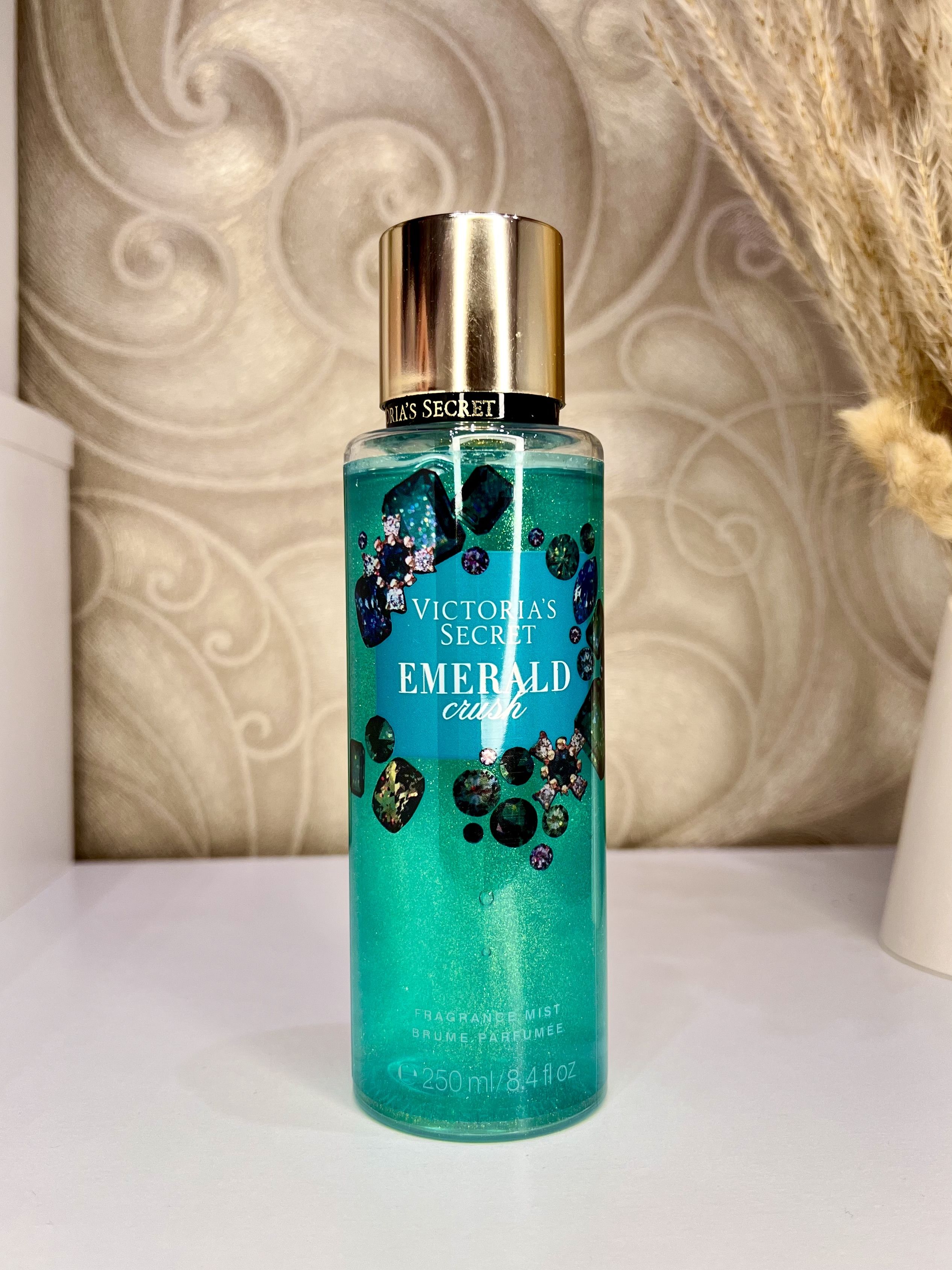 Victoria Secrets Парфюмированный мист Emerald Crush 250 мл