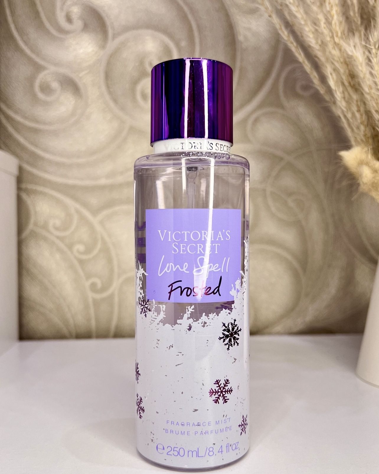 Victoria's Secret Парфюмированный мист Love Spell Frosted 250 мл