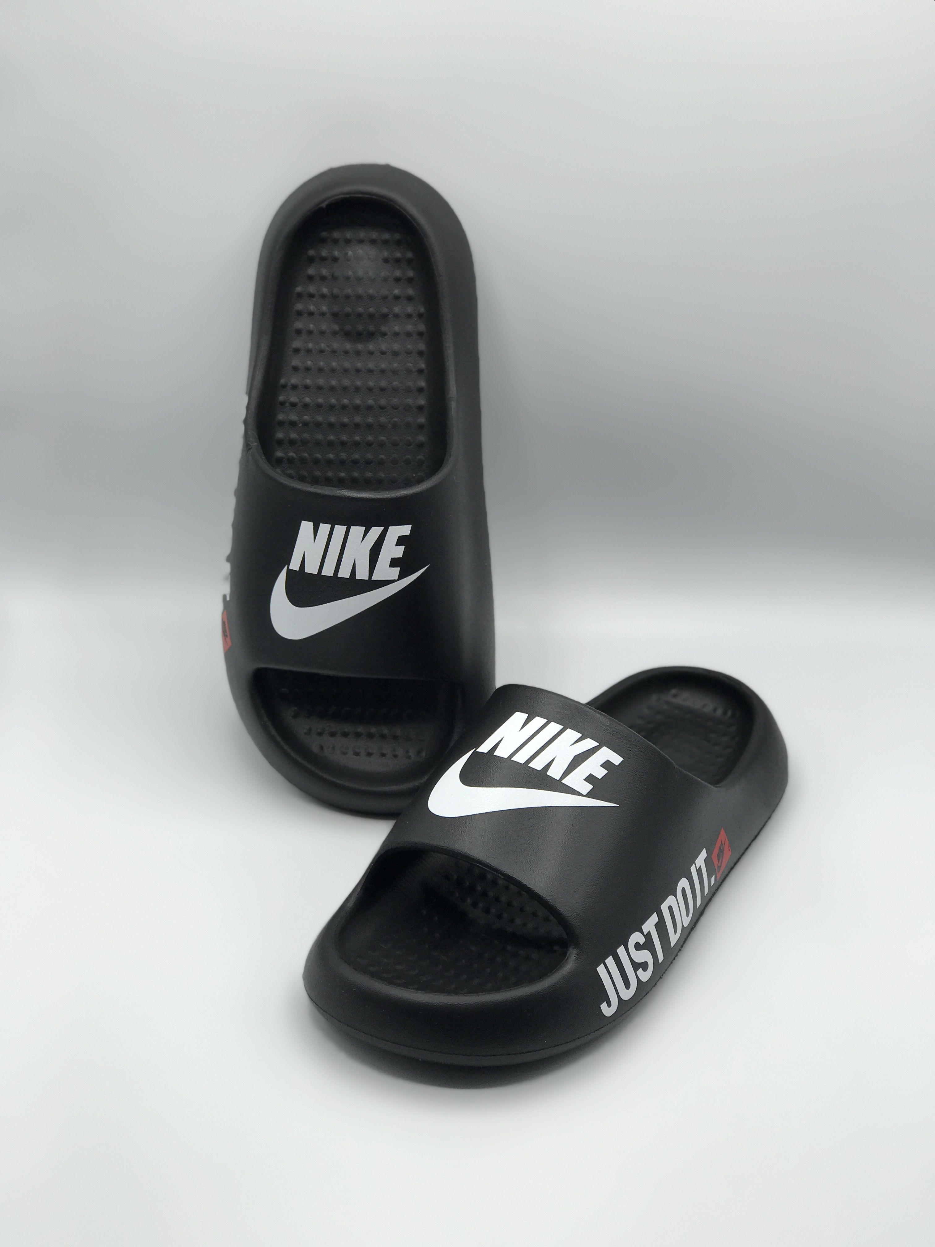 ШлепанцыNike