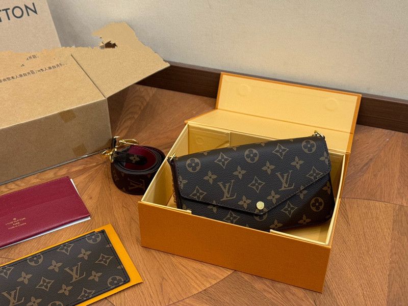 Louis Vuitton Сумка на плечо круглая