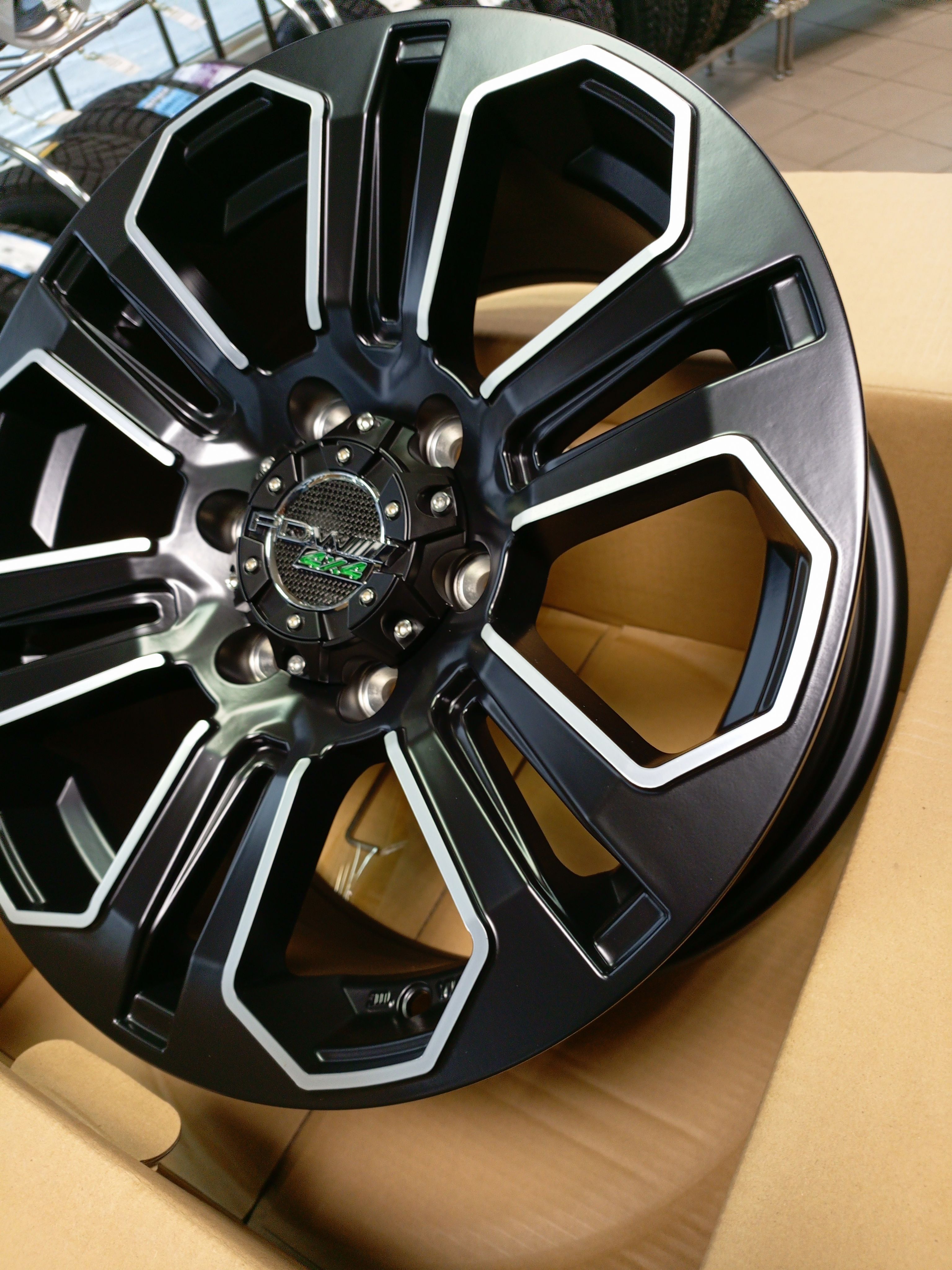 PDW Wheels  Колесный диск Литой 17x8" PCD6х139.7 ET36 D100.1