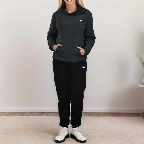Костюм спортивный Tommy Jeans - купить с доставкой по выгодным ценам в ...