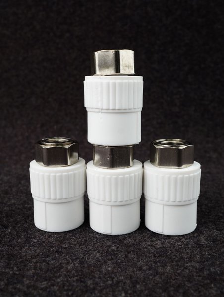 Муфта с накидной гайкой 20х1/2 полипропиленовая, внутренняя резьба PPRC ...