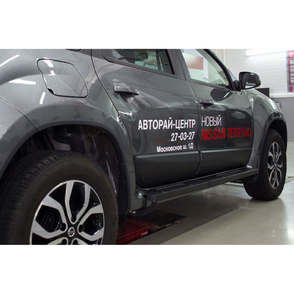 Молдинги на двери для Nissan Terrano 2014-2024 (поверхность шагрень ...