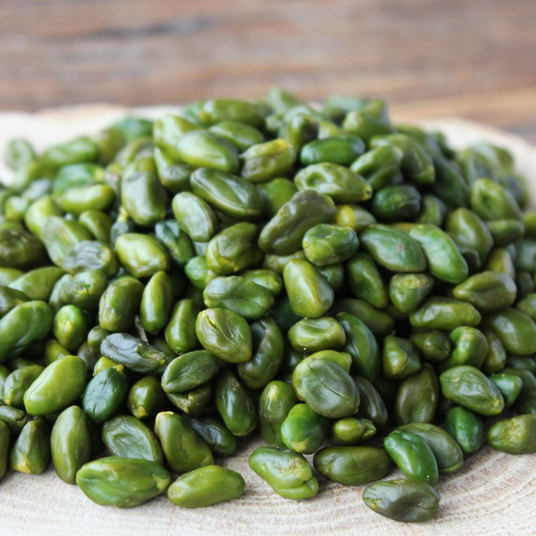 Фисташки очищенные изумрудные Superior, 250 гр. - купить с доставкой по ...