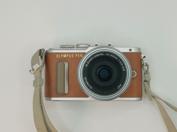 Компактный фотоаппарат Olympus PEN E-PL8 kit, коричневый - купить по ...