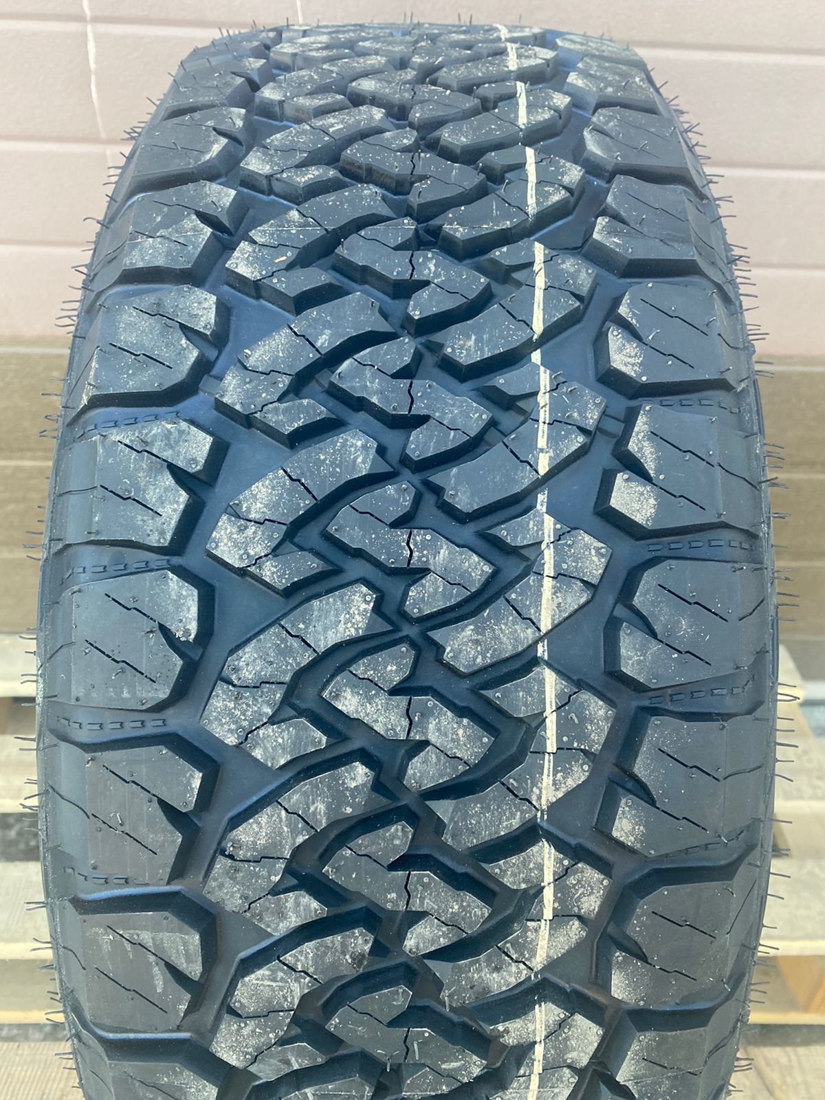 Купить Резину Goodyear Wrangler 275 65 R20