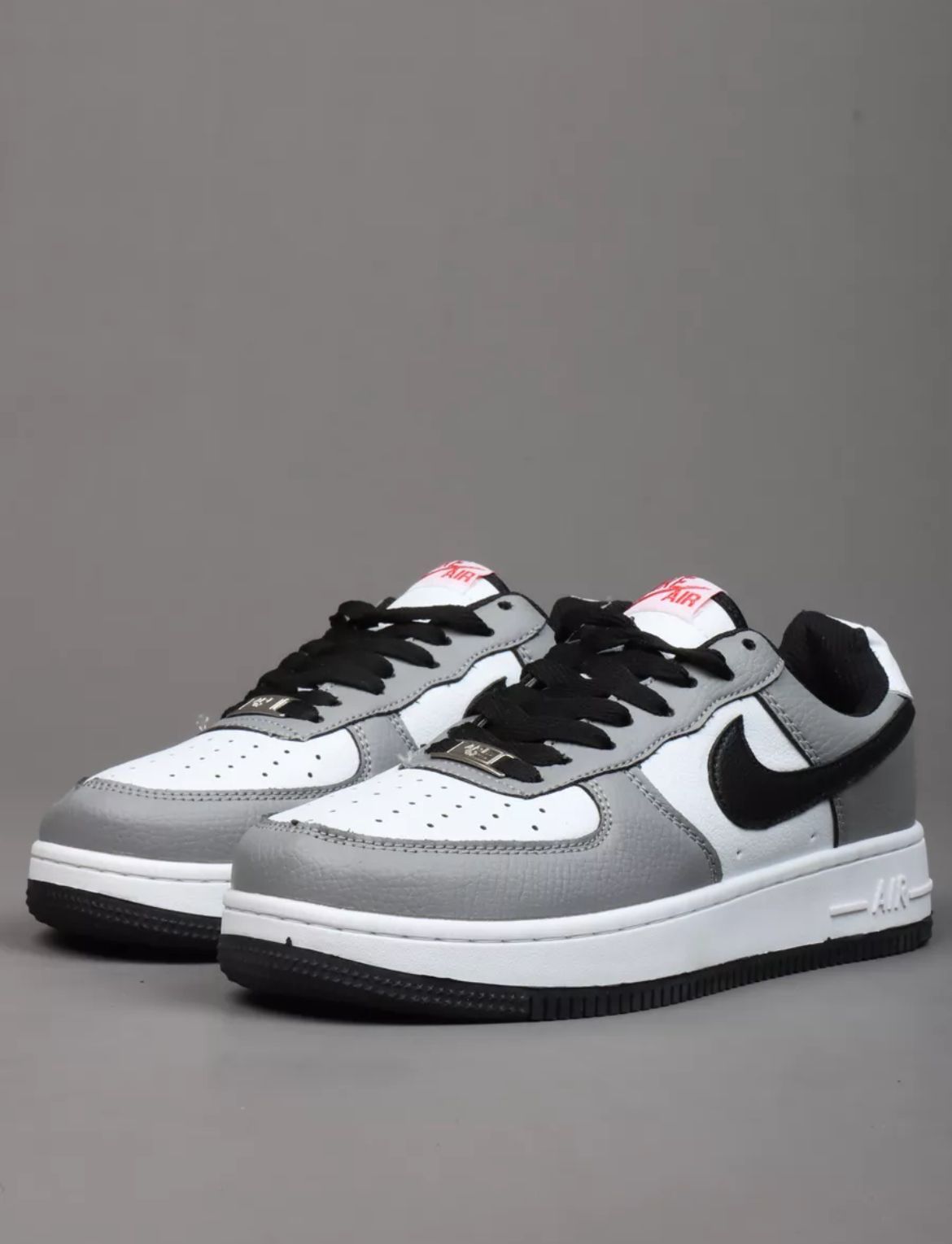 КроссовкиNikeAirForce1