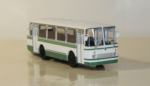 Модель коллекционная ЛАЗ-695Н. Наши автобусы №60. 1:43. - купить в ...