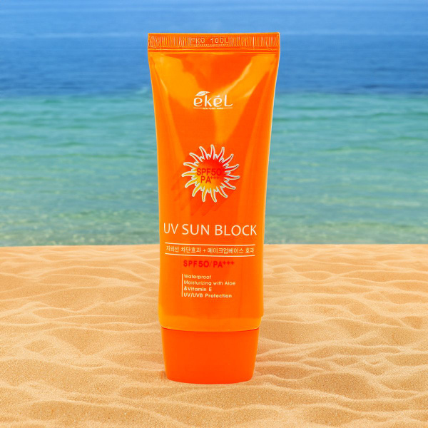EKEL Крем солнцезащитный с Алоэ и витамином Е SPF50 PA+++ Sun Block ...