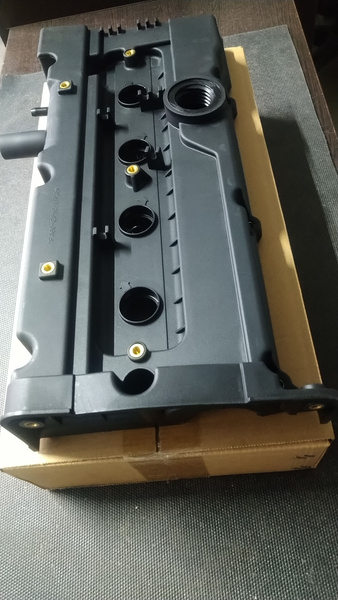 Крышка клапанов Акцент Тагаз 2241026610 - Hyundai-KIA арт. 2241026610 ...