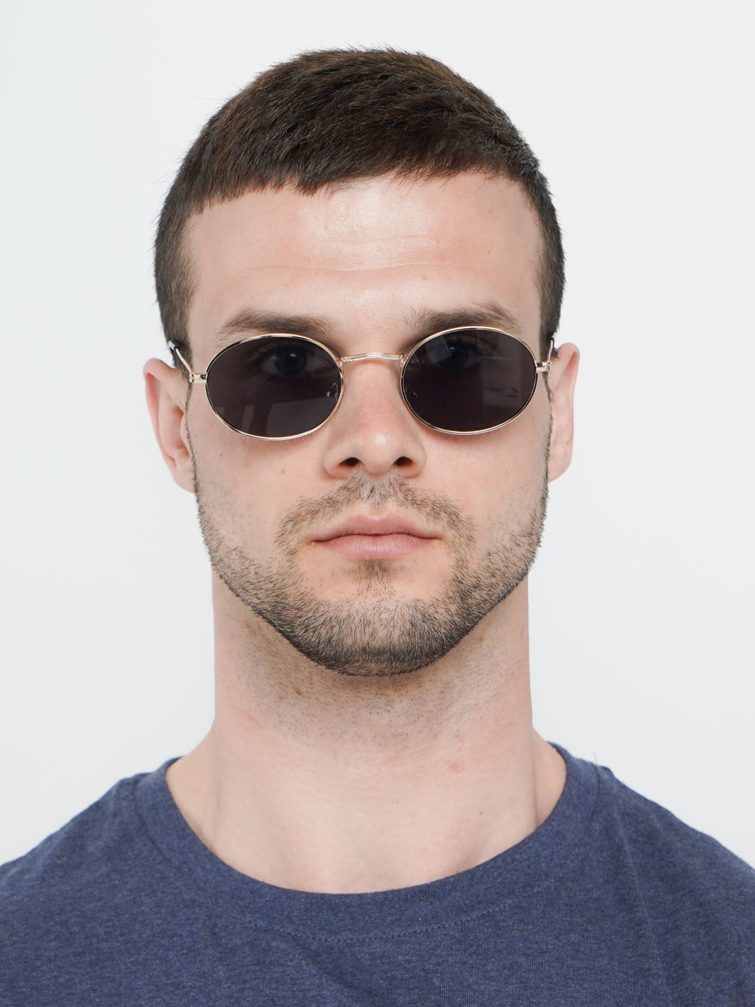 Ray ban rb3612. Мужские очки овальной формы. Модные мужские очки. Стильные мужские очки солнцезащитные. Очки солнцезащитные мужские.