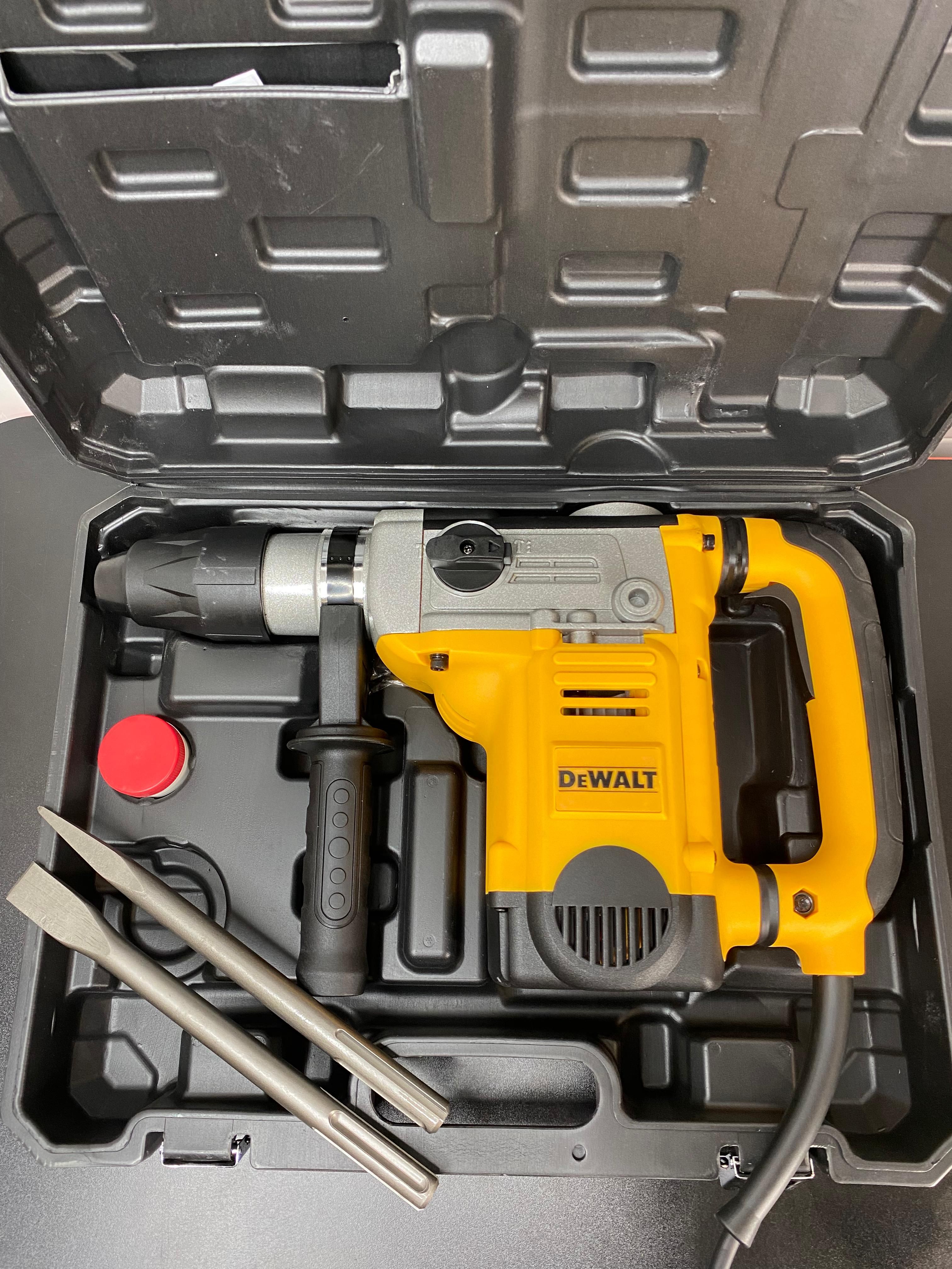 Перфоратор DEWALT SDS-MAX