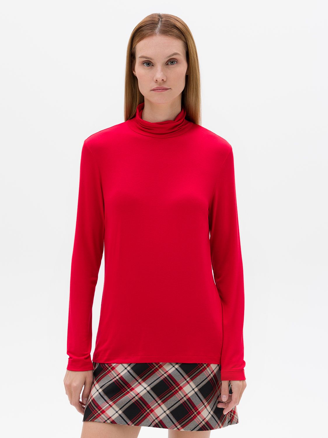 Водолазка H&M...