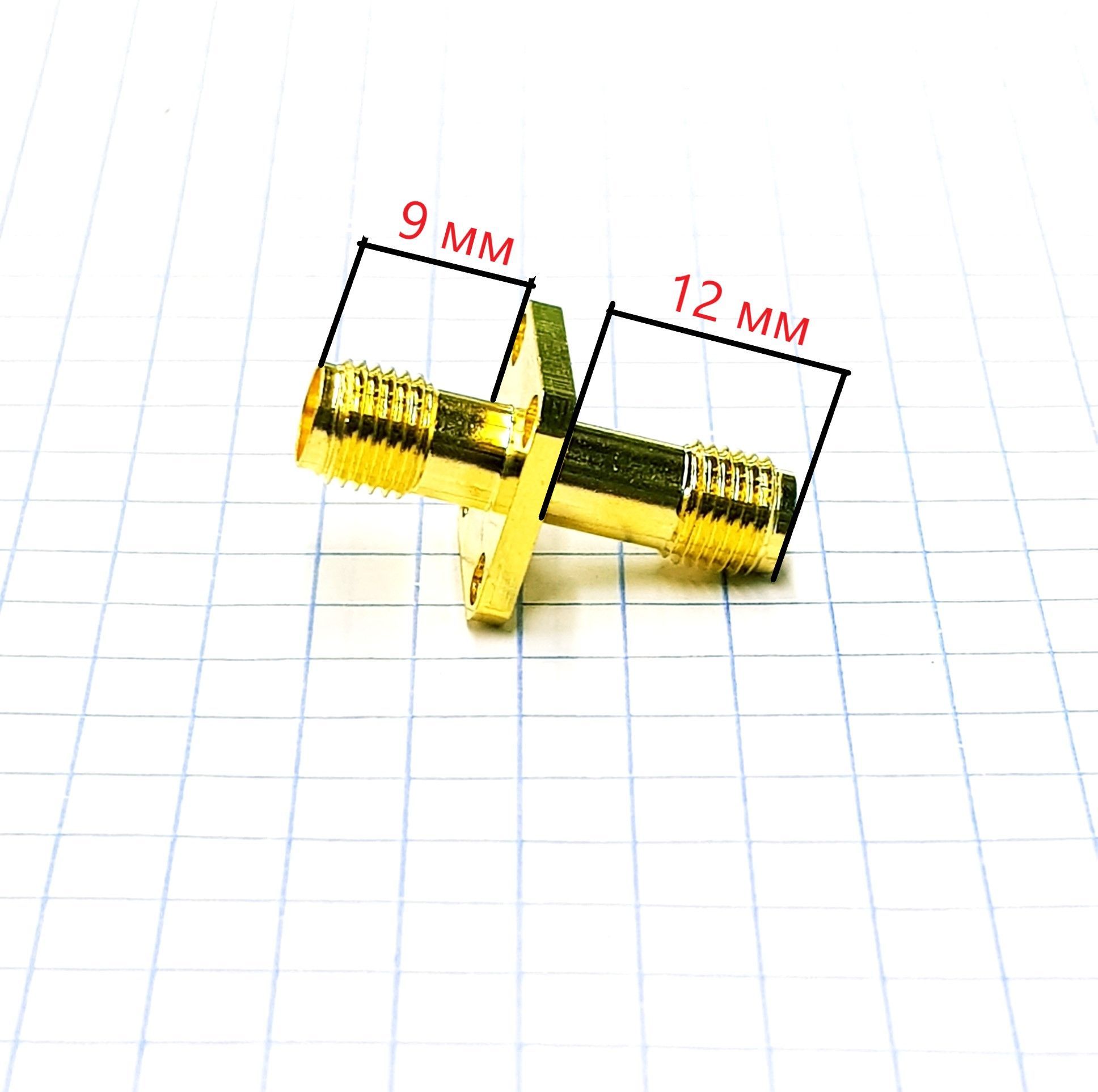 ВЧпереходникSMAfemale(гнездо)-SMAfemale(гнездофланец12х12мм)-1штука