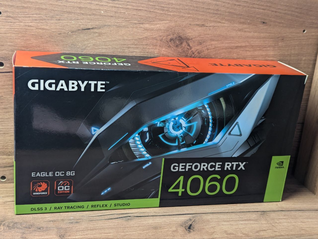 GigabyteВидеокартаGeForceRTX40608ГБ(GV-N4060EAGLEOC-8GD)